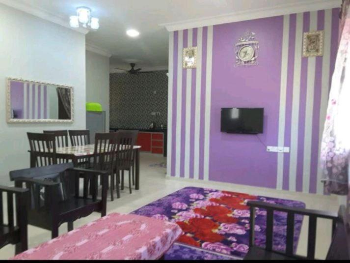 Nor Su Homestay Alor Gajah Esterno foto