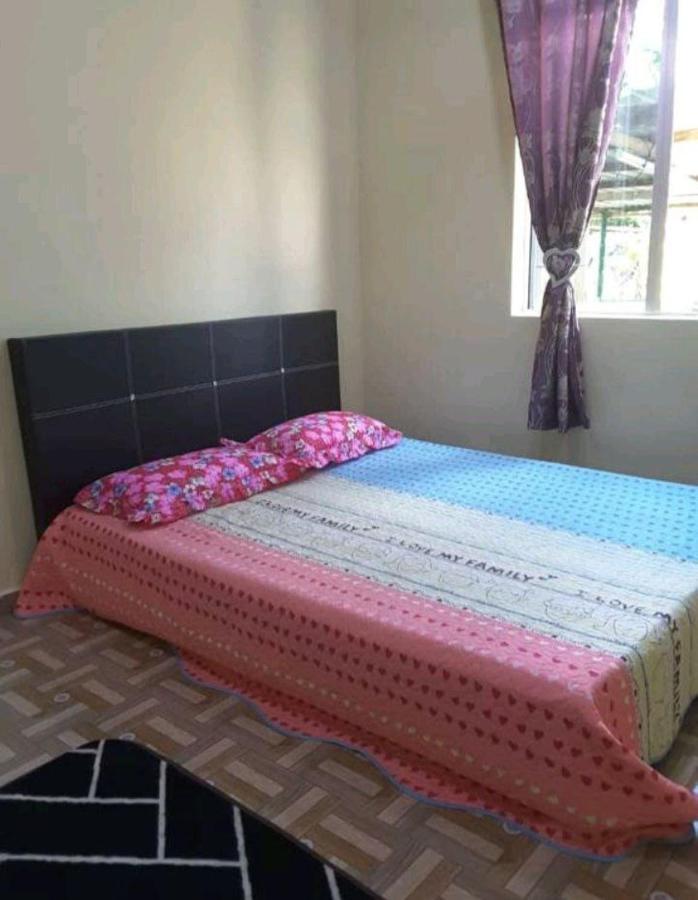 Nor Su Homestay Alor Gajah Esterno foto
