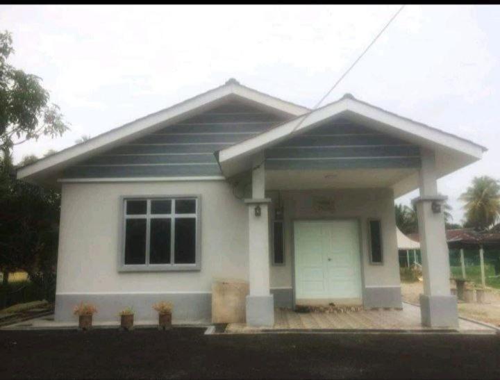 Nor Su Homestay Alor Gajah Esterno foto
